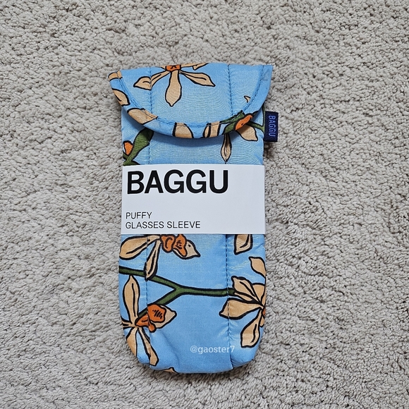 BAGGU Puffy Glasses Sleeve - Picture 3 of 5